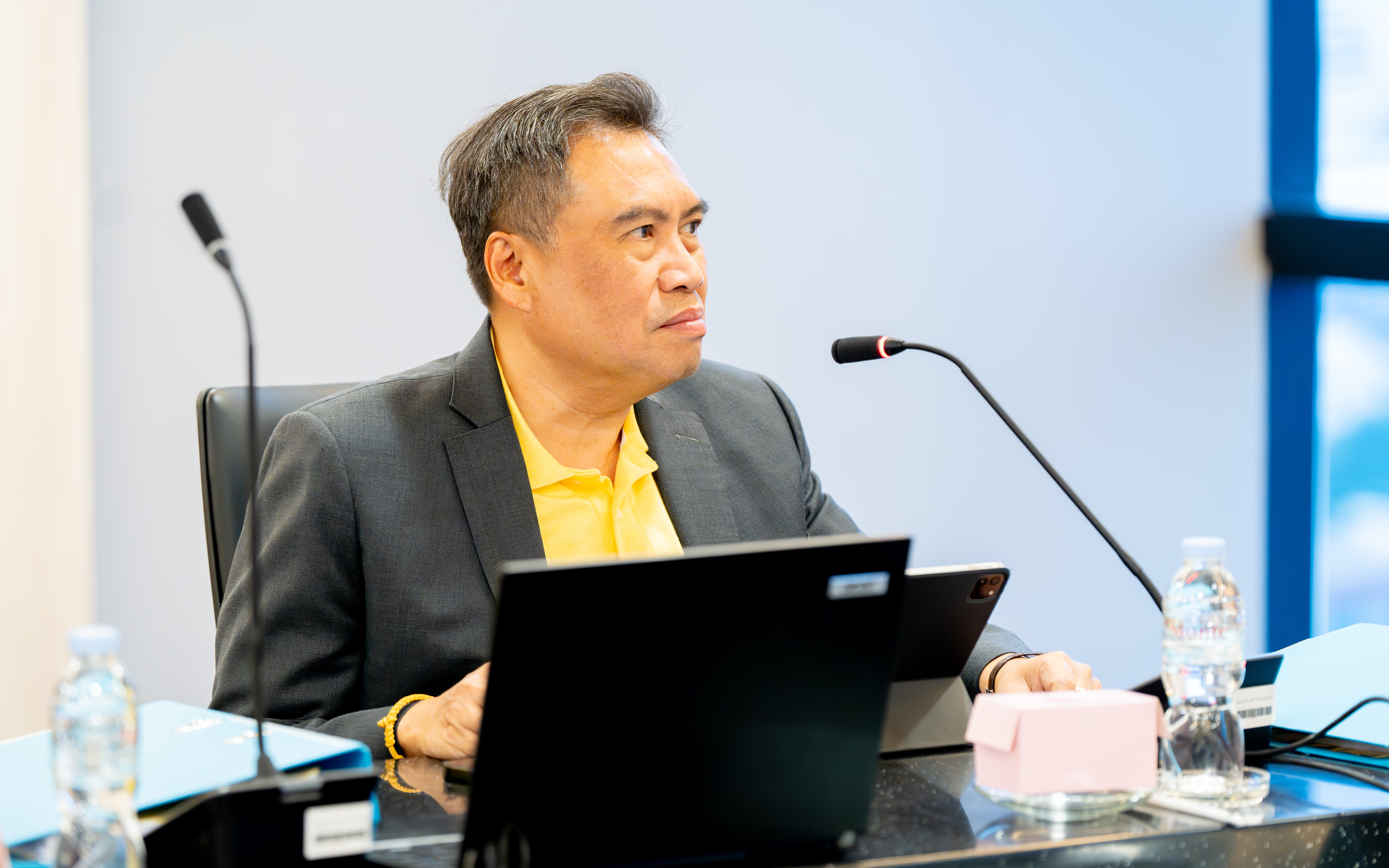 01-(1).jpg